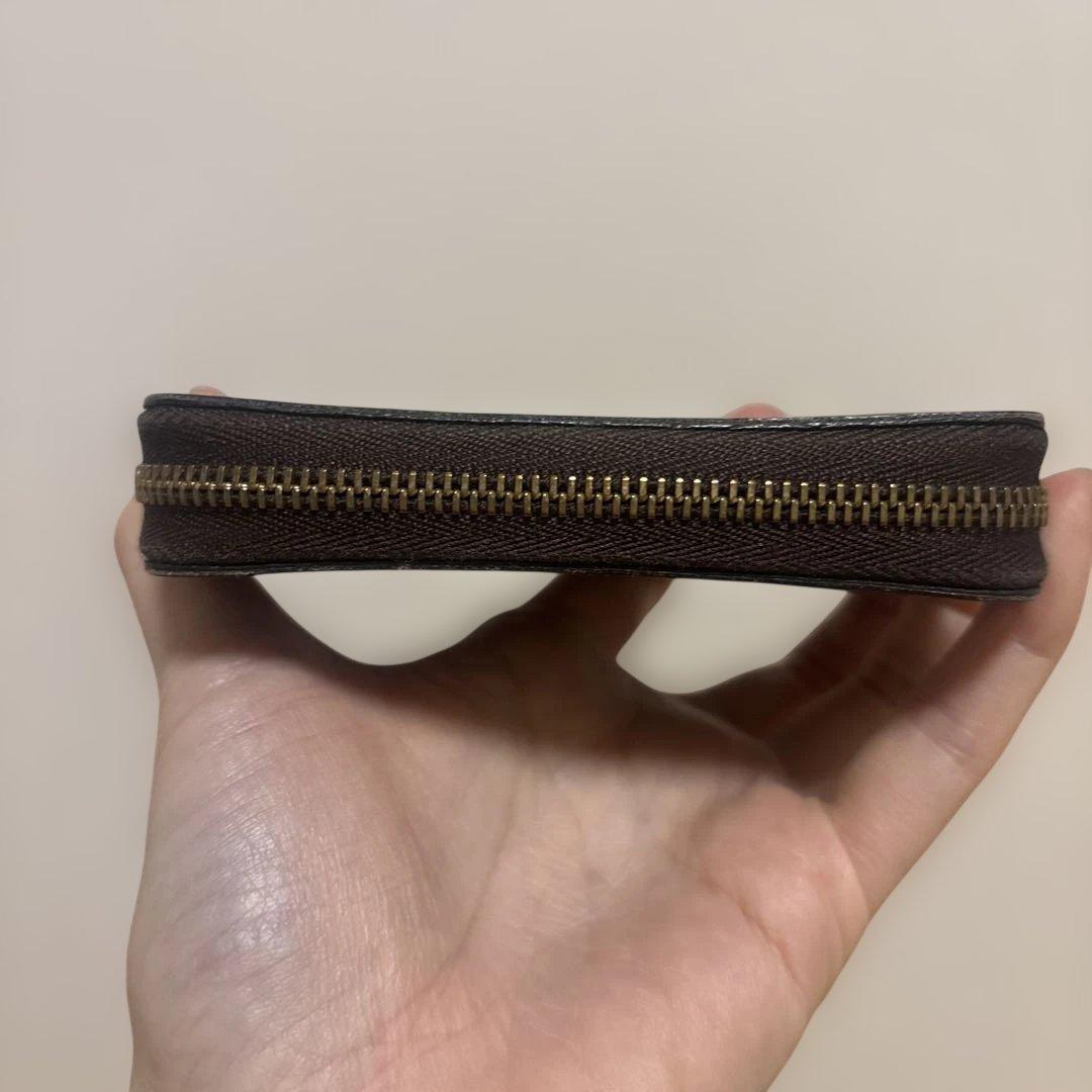 LOUIS VUITTON モノグラム ジッピーパスケース