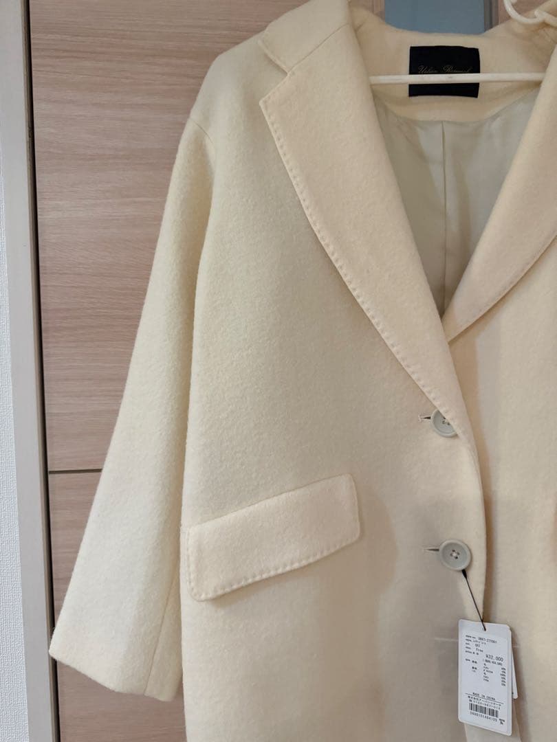 新品未使用タグ付き　オフホワイト　クリーム色 チェスターコート ウール90%