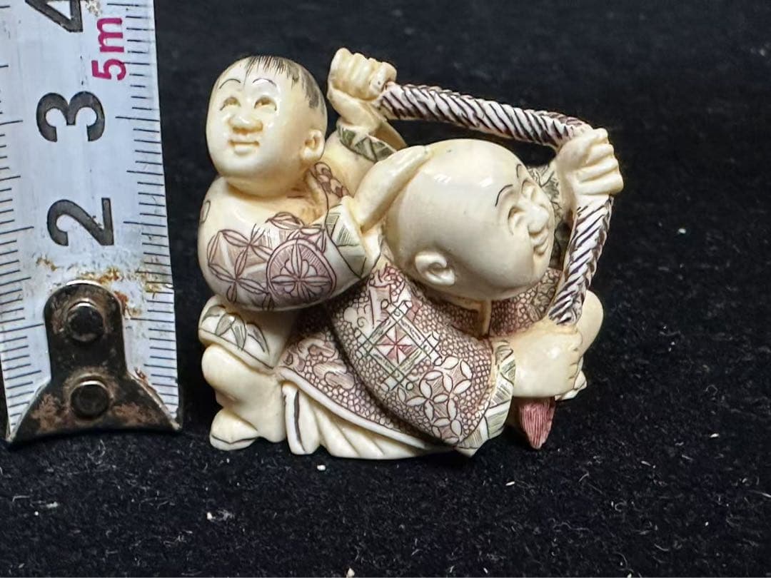 根付　置物　アンティーク　天然素材　彫刻 古美術品　細密細工　骨董コレクション