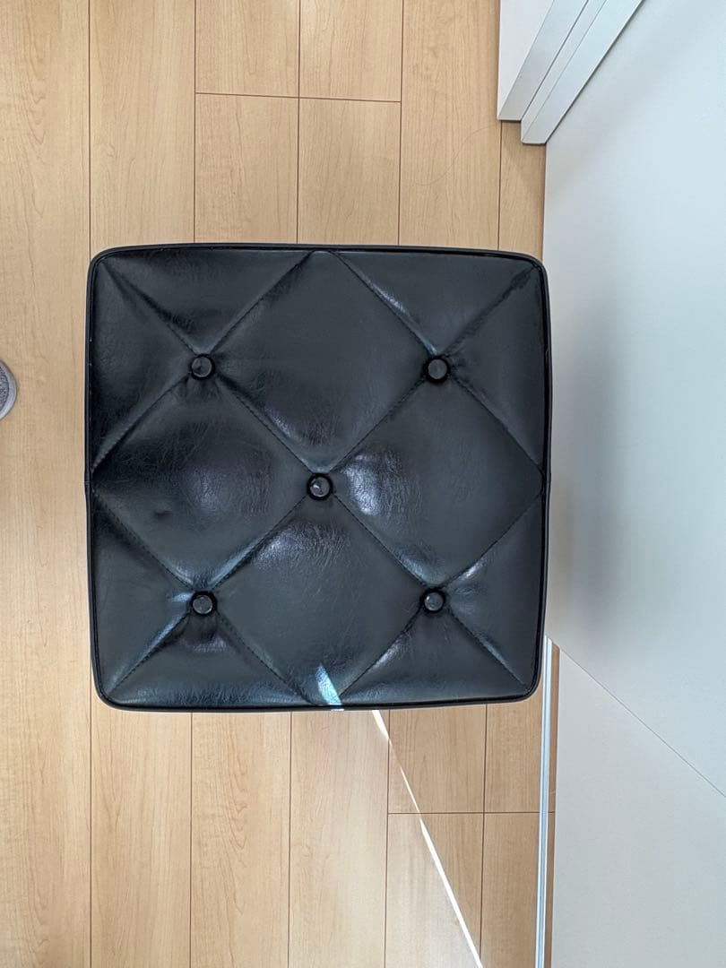 カリモク60 オットマン ブラック