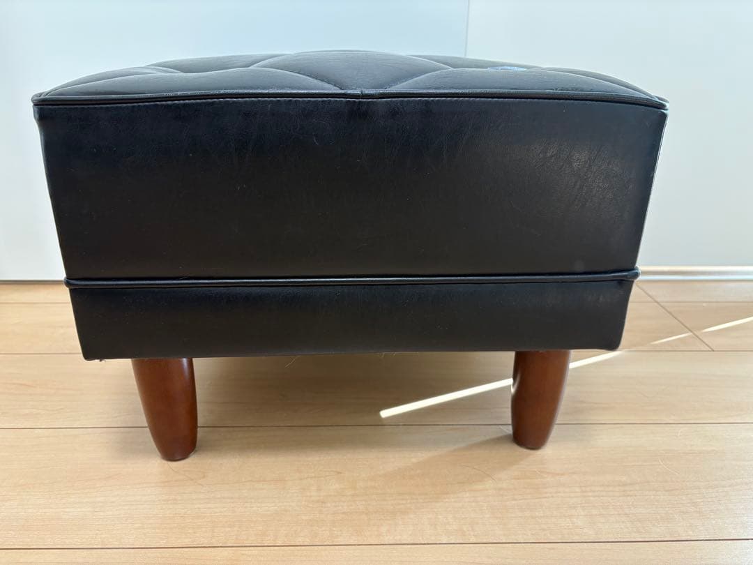 カリモク60 オットマン ブラック