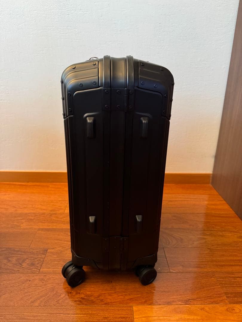 【黒蝶】AMG ブラック ストライプキャリーケース 中型