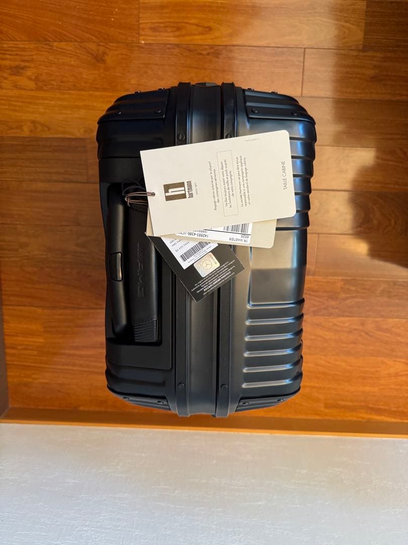 【黒蝶】AMG ブラック ストライプキャリーケース 中型