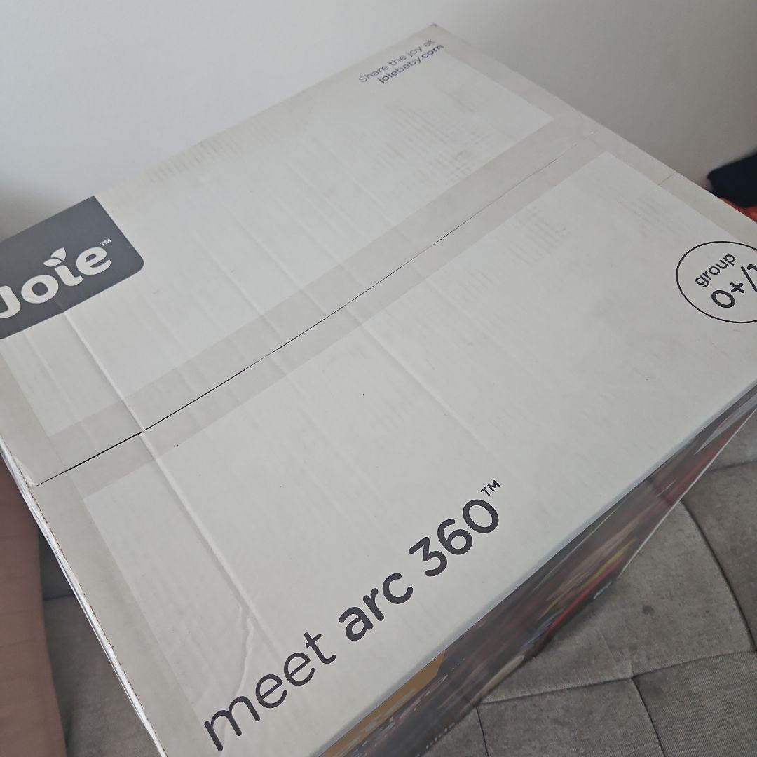 【くまのすけ様】Joie Arc 360 チャイルドシート ブラック＆ネイビー