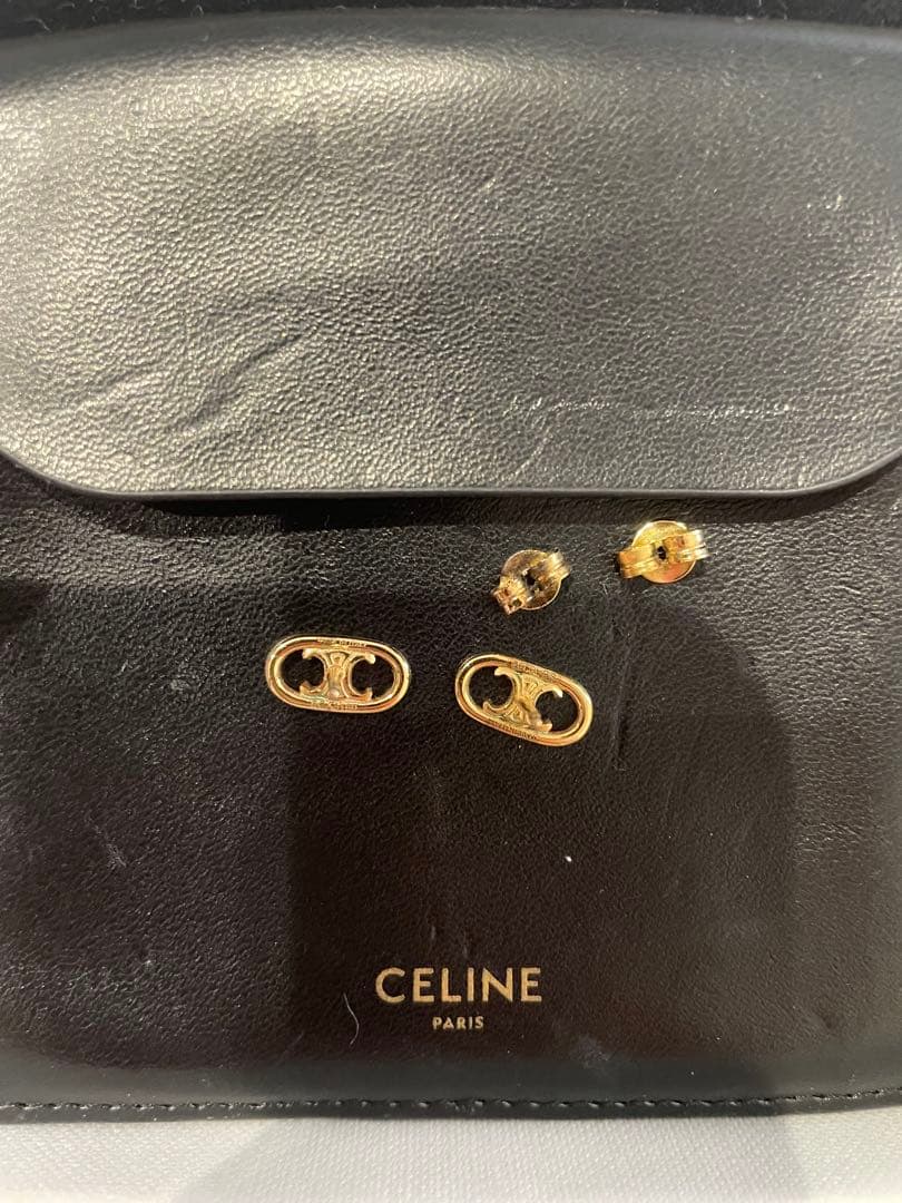 CELINE セリーヌ トリオンフ ピアス