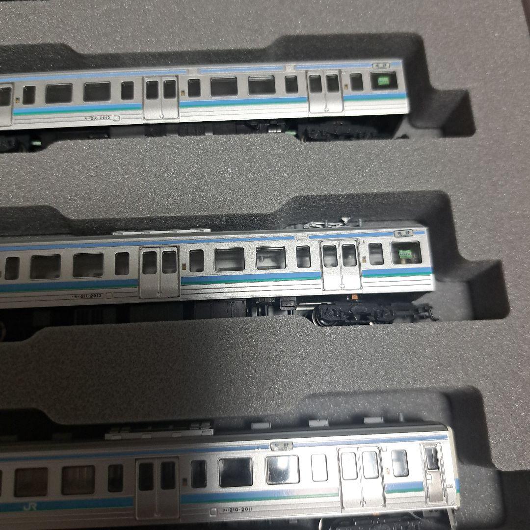 KATO10-1425 211系2000番台長野色