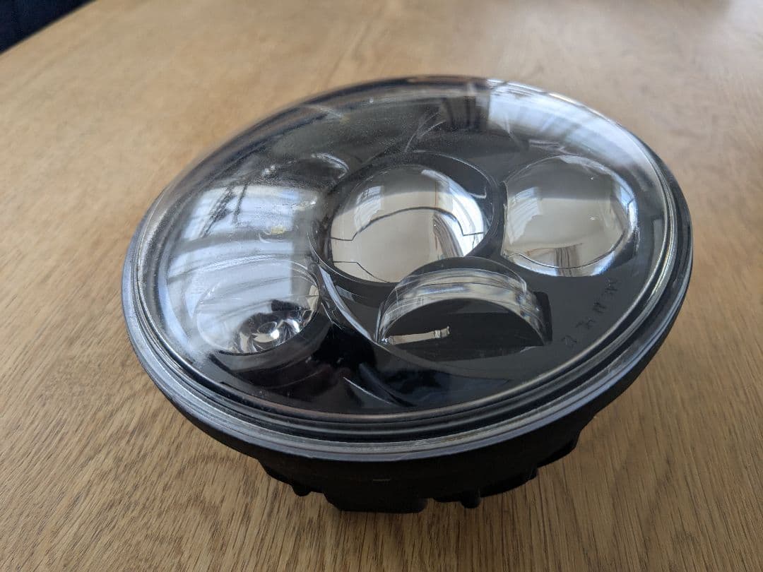 ハーレー純正　デーメーカー・LEDヘッドライト 5-3/4　スポーツスター純正