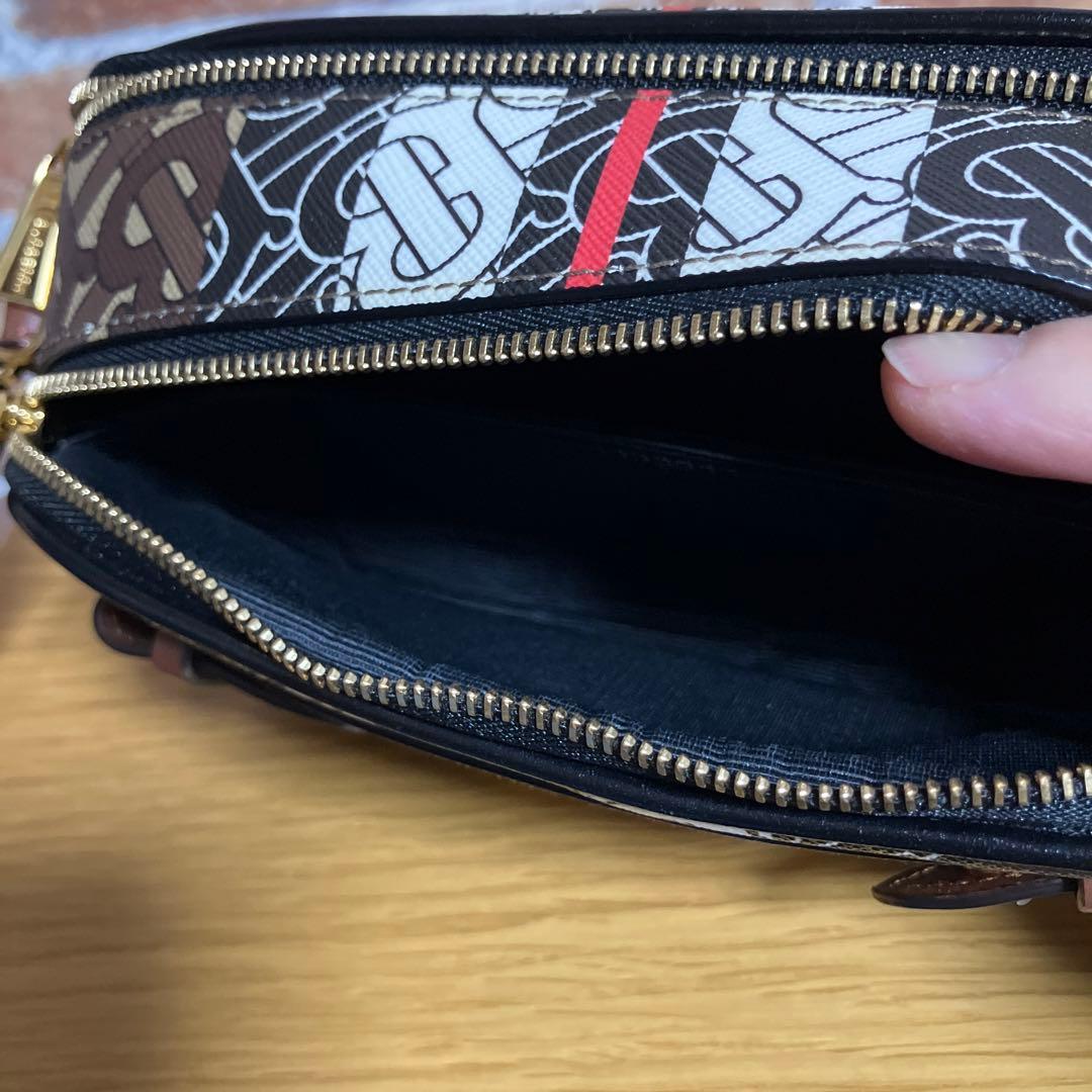 美品　バーバリーショルダーバッグ