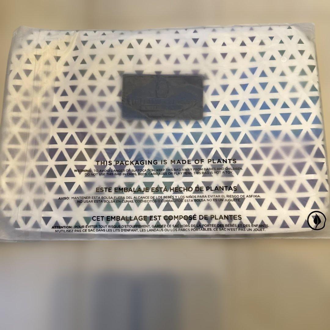 ALOHACOLLECTION×リッツカールトンワイキキ　宿泊者限定ポーチ