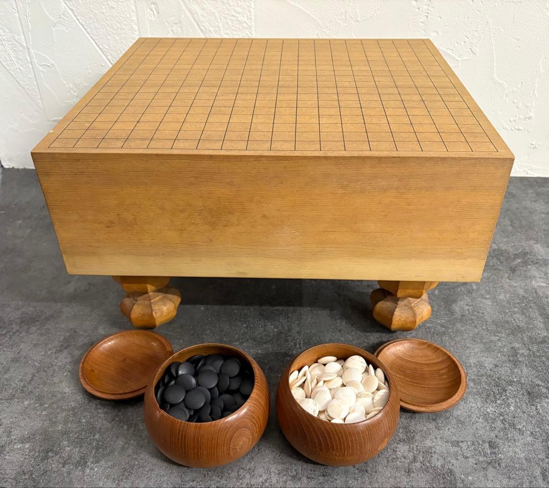 木製脚付き囲碁盤と碁石セット