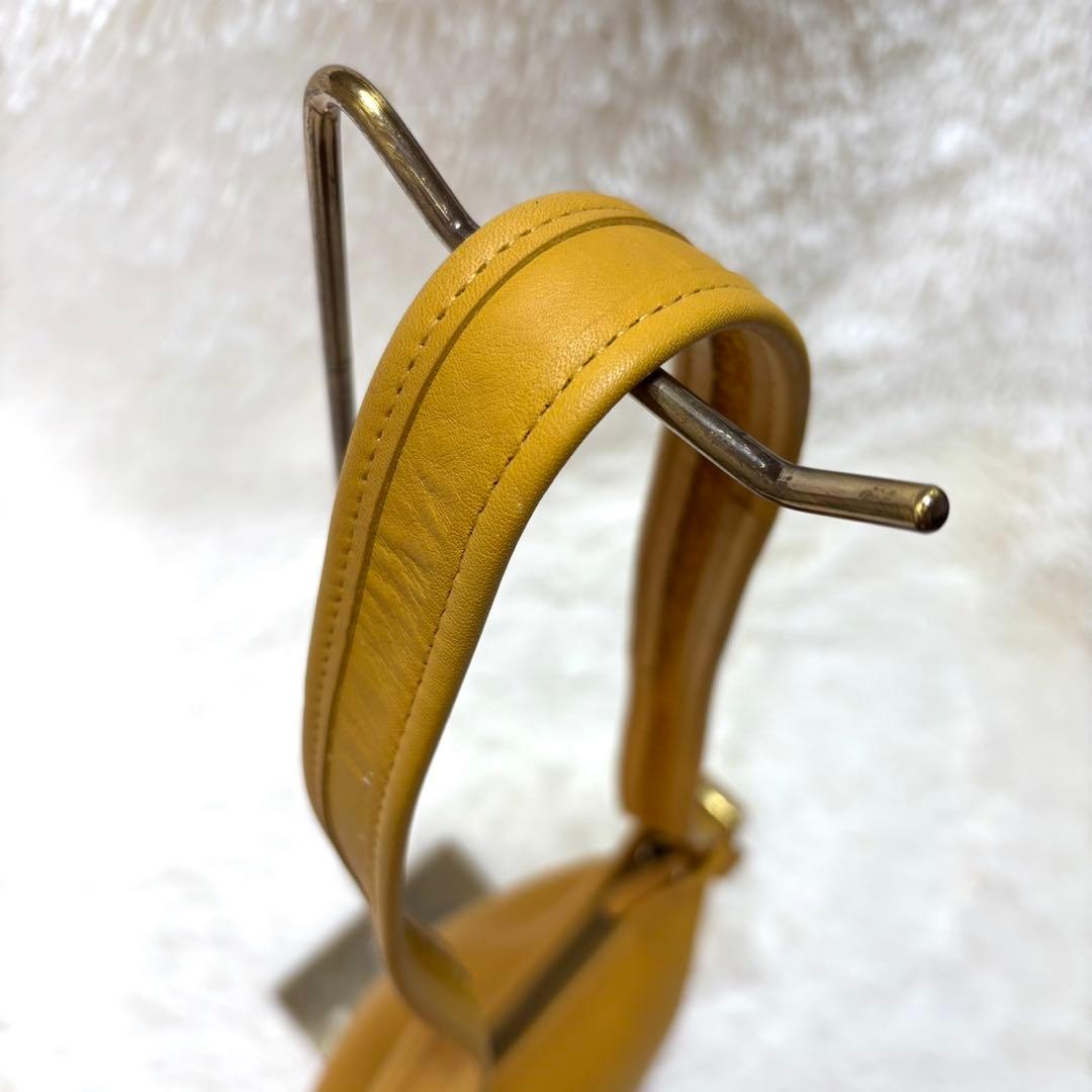 【美品】オールドコーチ　ショルダーバッグ　イエロー　レザー　9019　希少カラー