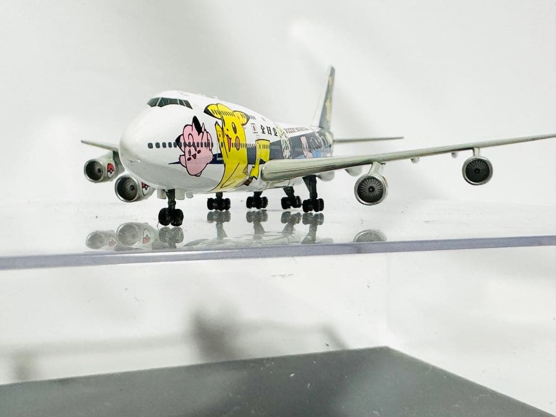 全日空商事 1/400 ANA ポケモンジェット　ダイキャストモデルプレーン