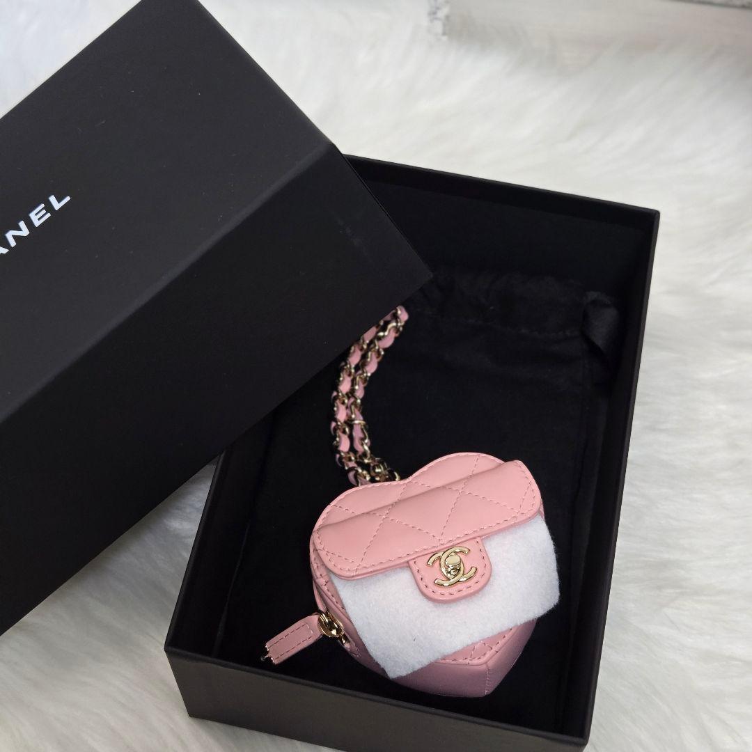 CHANEL シャネル　ハート　バッグチャーム　ケース ピンク