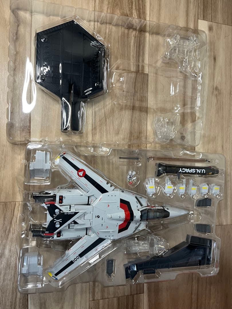 BANDAI SPIRITS DX超合金 劇場版VF-1Sバルキリー