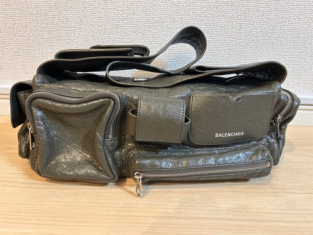 balenciaga superbusy バレンシアガ　カーキ　スモール