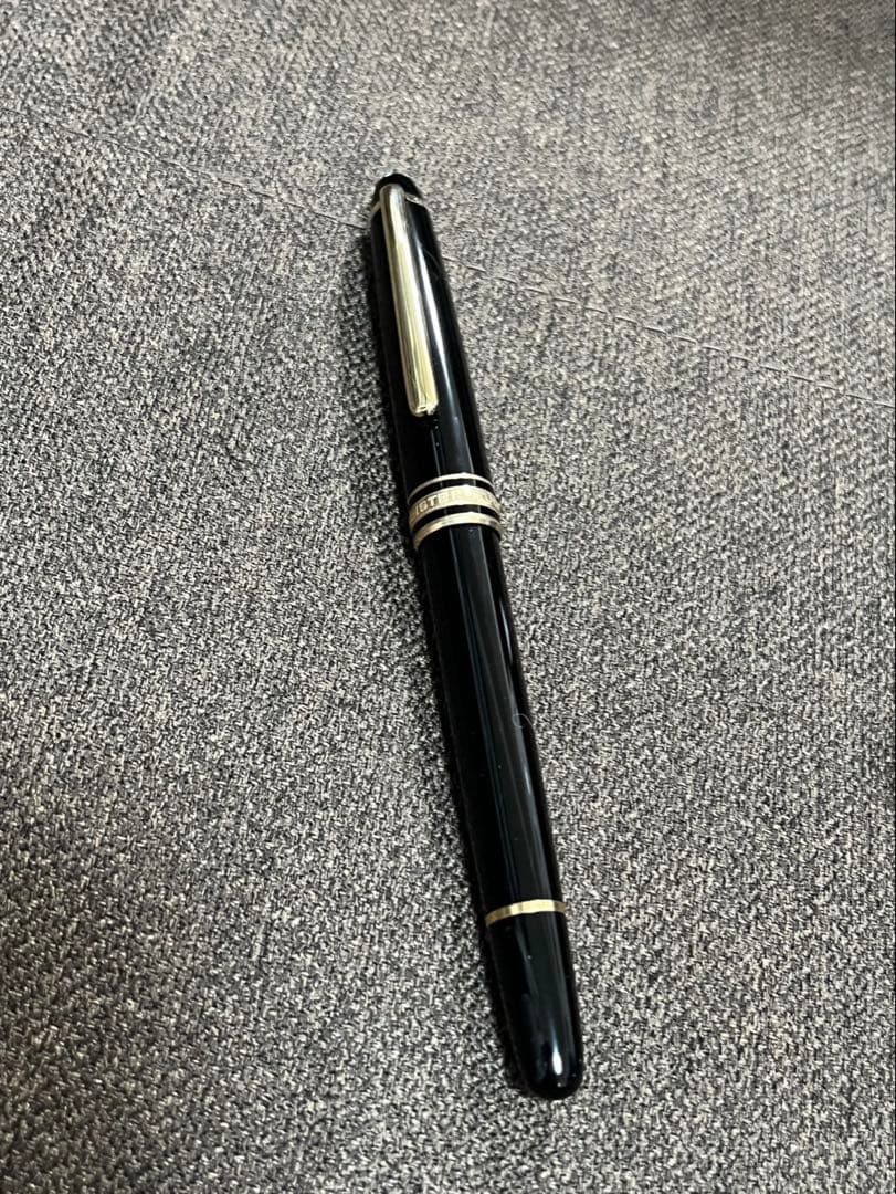 MONT BLANC 万年筆 黒 ゴールド装飾　K14