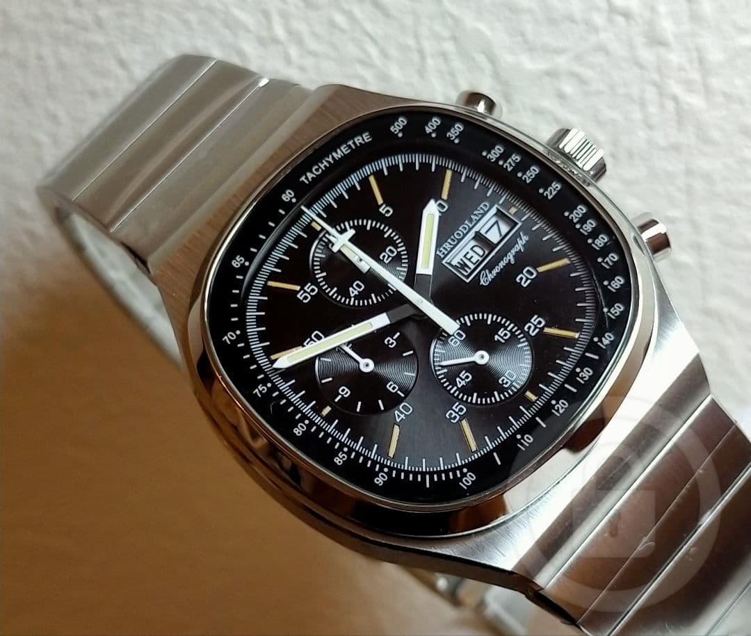 待望のテレビスクリーン型【御代田os00/新品】ムーンウォッチ クロノグラフ①