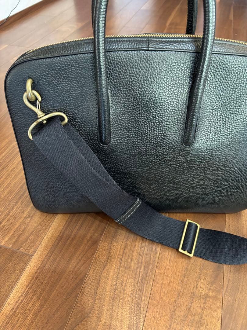 トフアンドロードストーン　ビジネスバッグ　ハンド　レザー　A4収納　通勤　PC