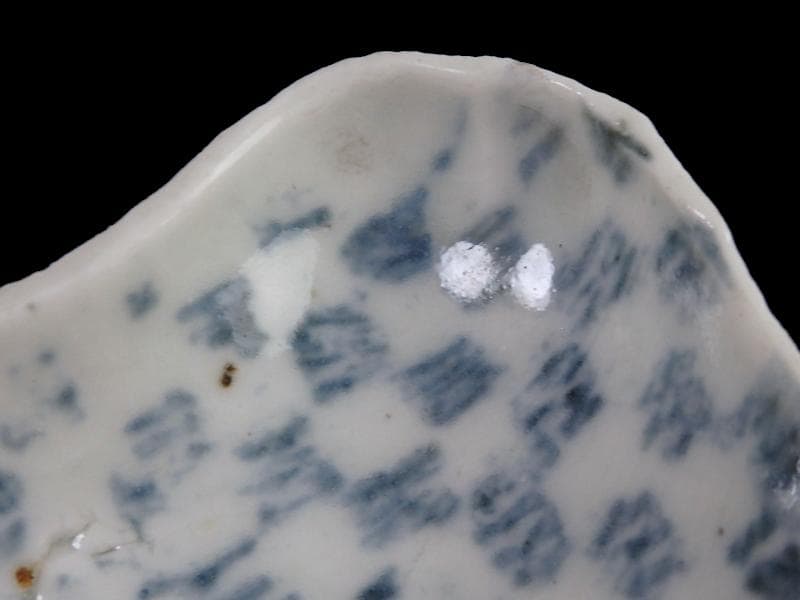 古伊万里　型刷印判　幾何学　市松紋様の図　変形皿　江戸期　AS-fbro