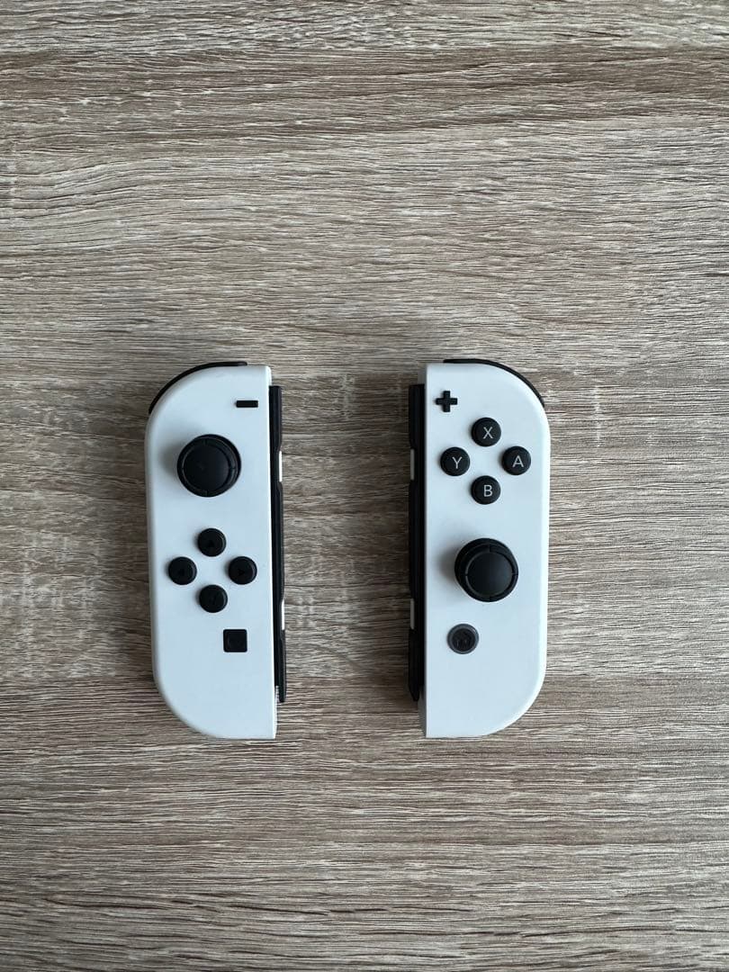 【美品】おまけ付き　Nintendo Switch　有機ELモデル　ホワイト