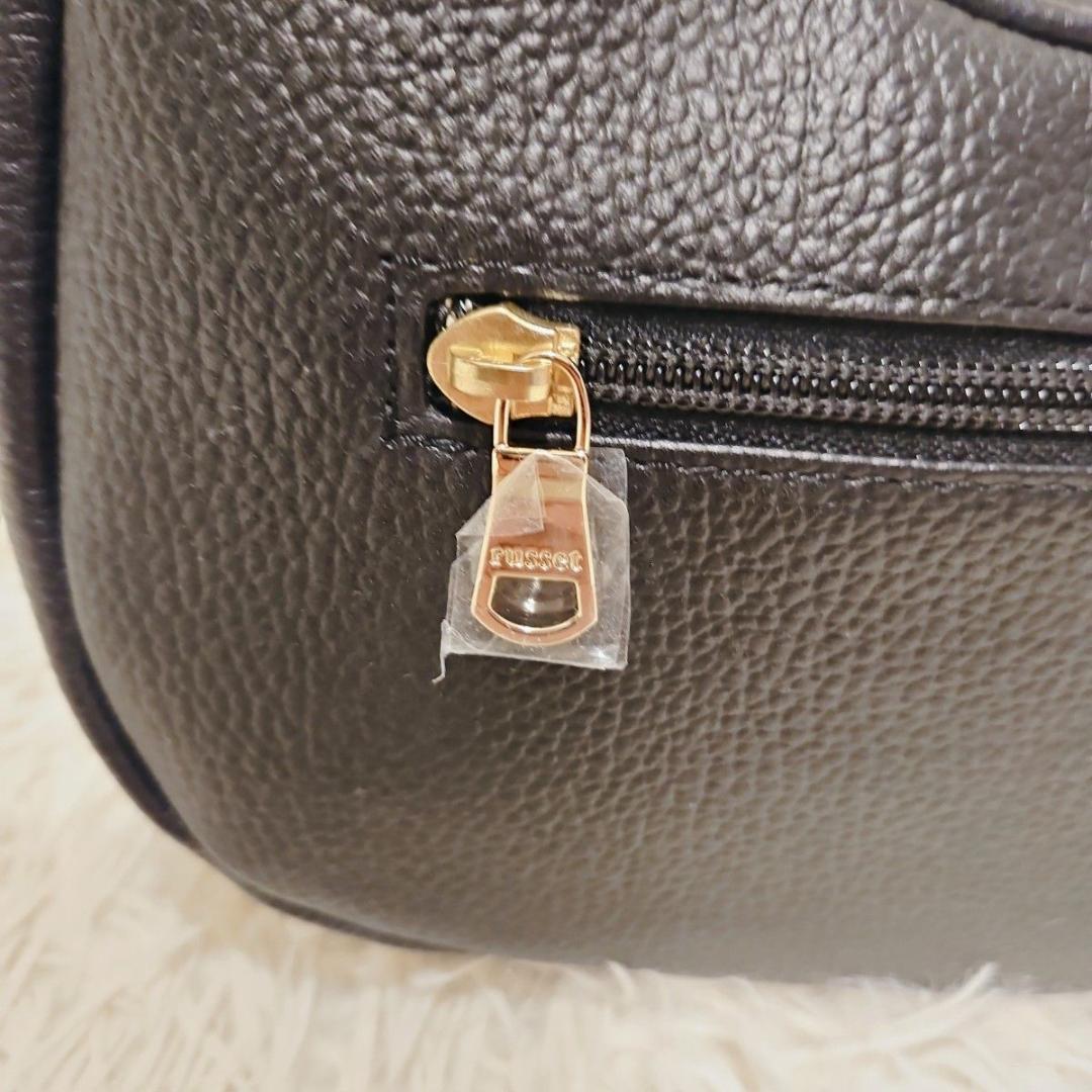 新品タグ russet ラシット ハンドバッグ トートバッグ ハーフムーン　黒