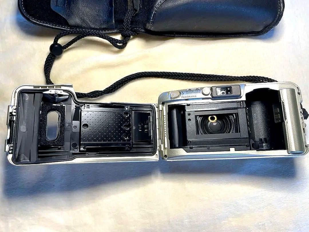 【SALE】OLYMPUS μ[mju:]105フィルムカメラシルバーケース付き