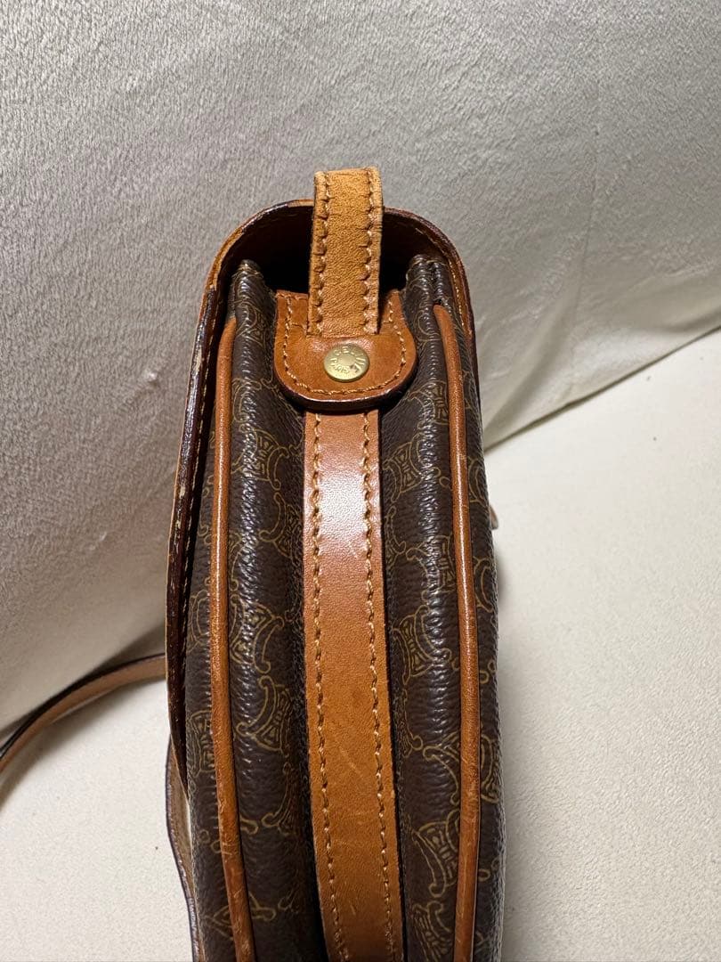 セリーヌ　ショルダーバッグ　マカダム　トリオンフ