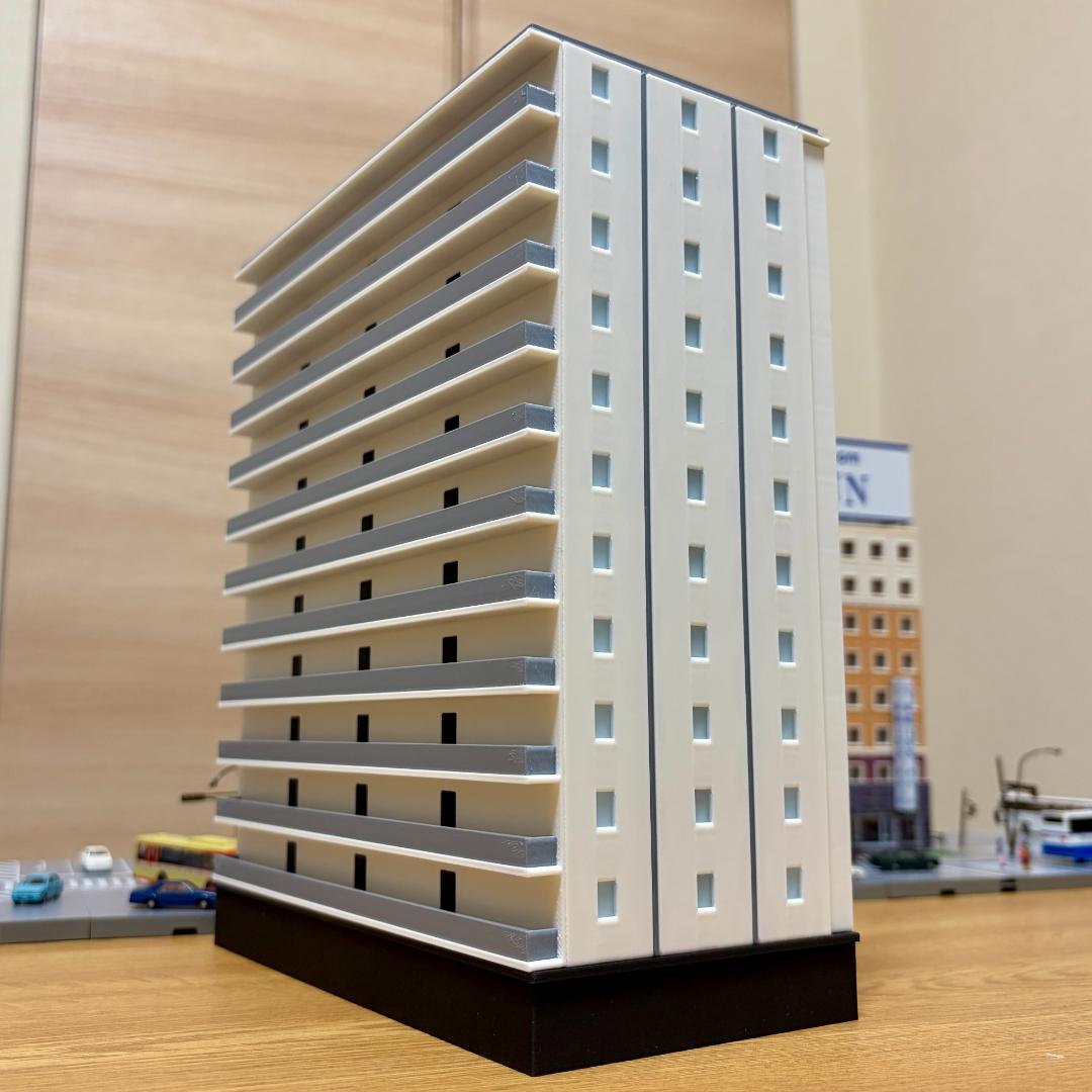 Nゲージ 都市型マンションD ストラクチャー（完成品）模型