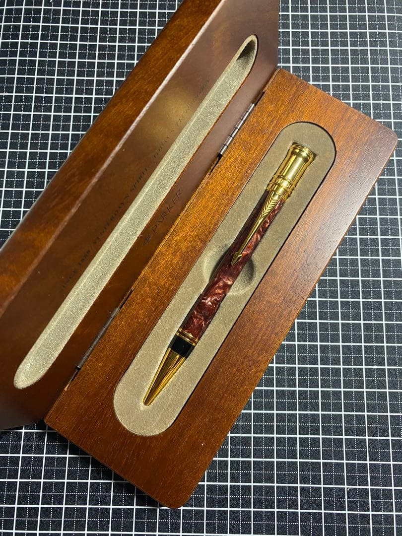 PARKER Duofold Marble Red ボールペン