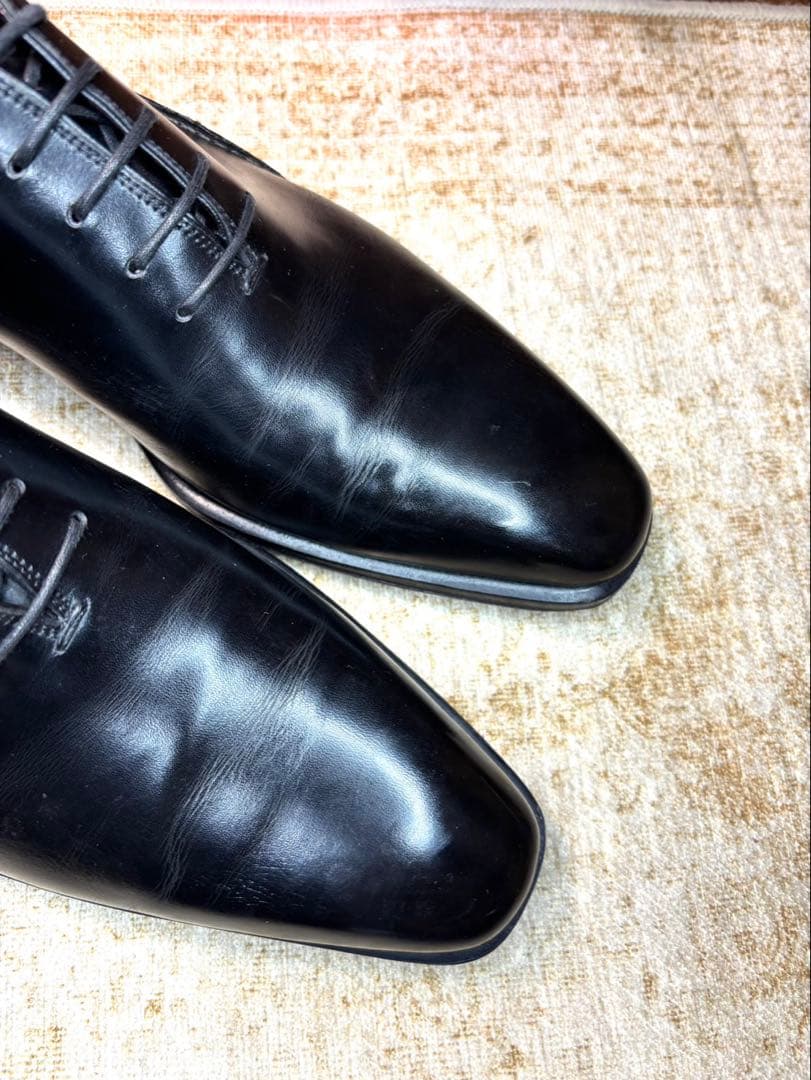 美品　MAGNANNI ホールカット　オパンケ　EU39 黒　本革