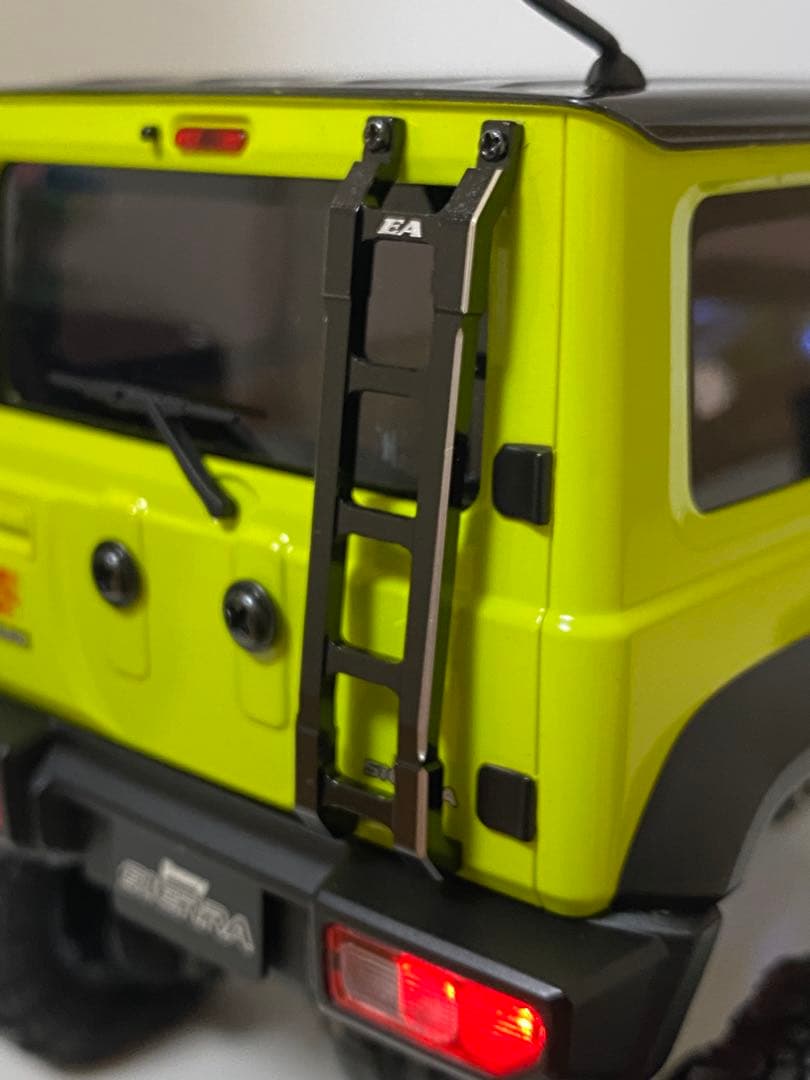 ミニッツ4x4 Suzuki Jimny Sierra ラジコンカー LED付き