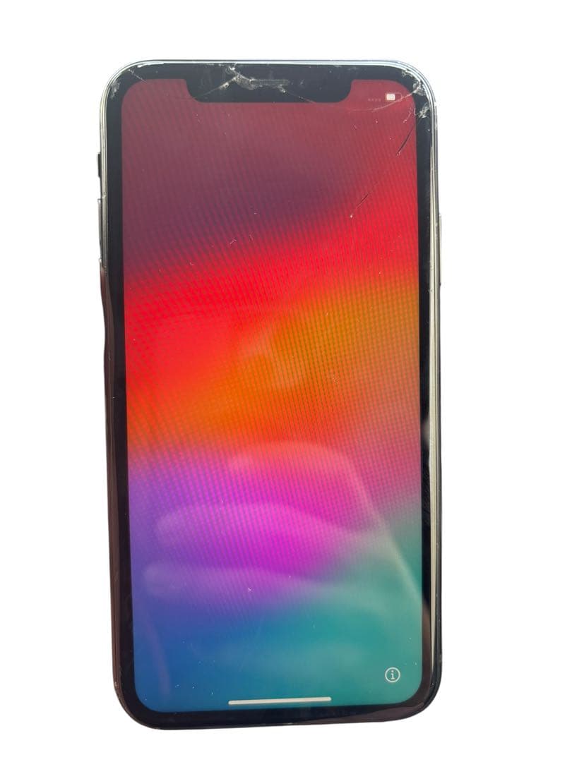 iPhone XR 128GB ブラック 画面割れ 残債なし(O)