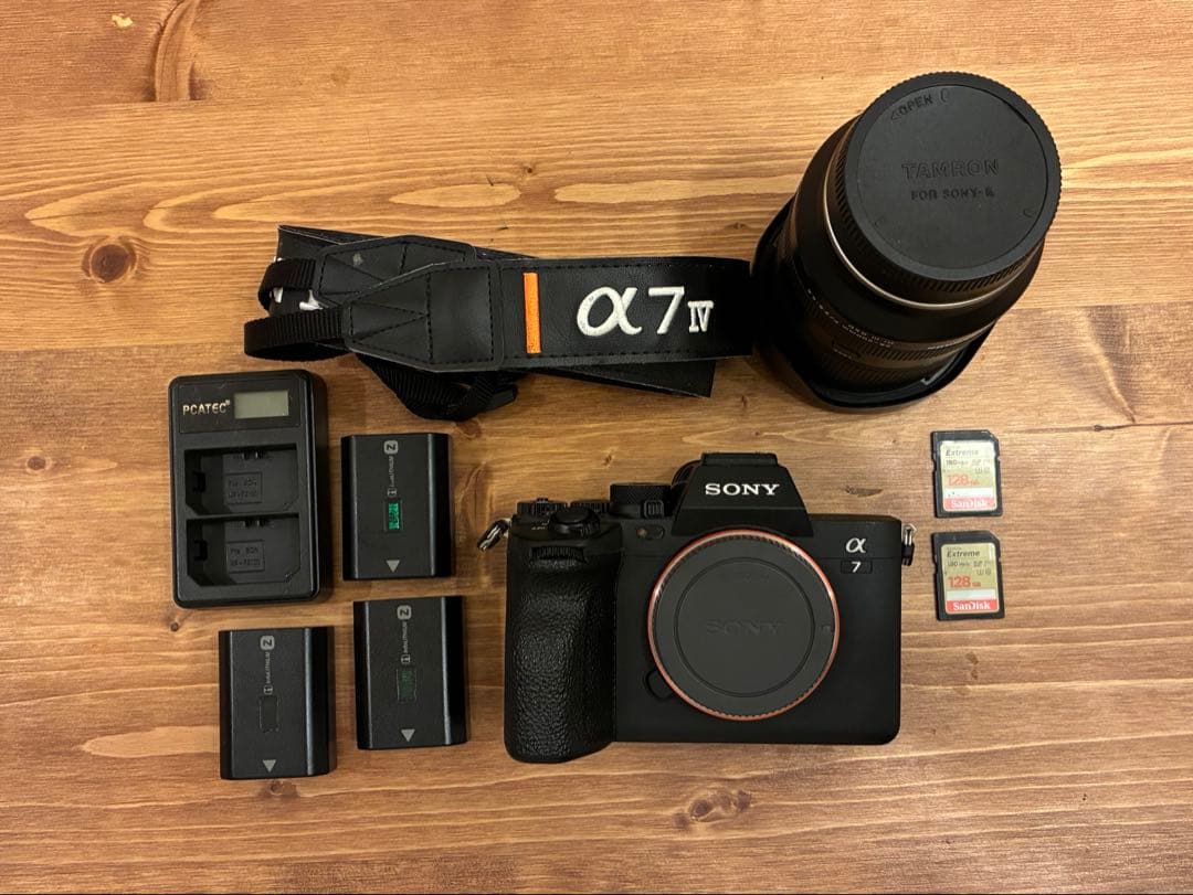 【たさん専用】SONY α7 IV ボディ ILCE-7M4 + 付属品多数