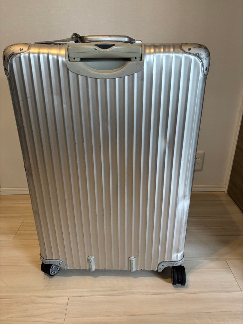 【生産中止モデル】RIMOWA 82L 4輪 シルバー