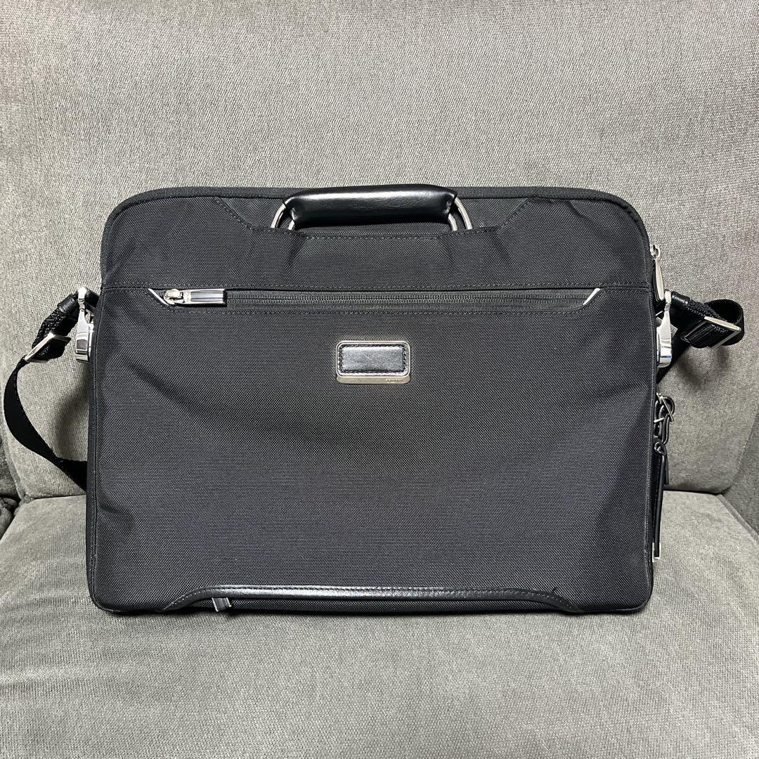 TUMI トゥミ　255001D2 ARRIVE ハミルトン スリム ブリーフ