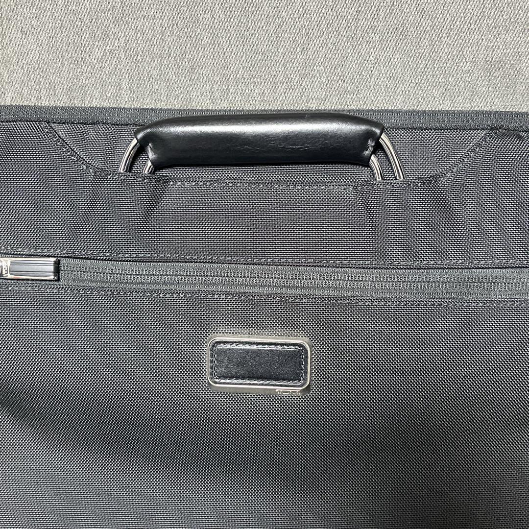 TUMI トゥミ　255001D2 ARRIVE ハミルトン スリム ブリーフ