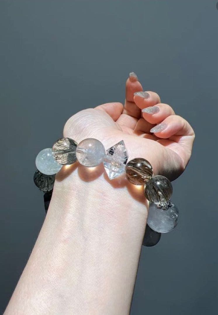 クリスタル ブレスレット