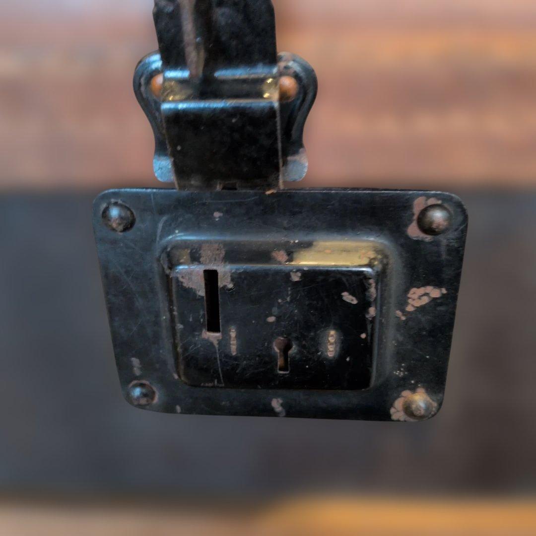 旧日本軍　ヴィンテージ レザー収納トランク