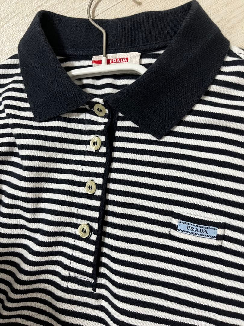 PRADA ボーダーTシャツ