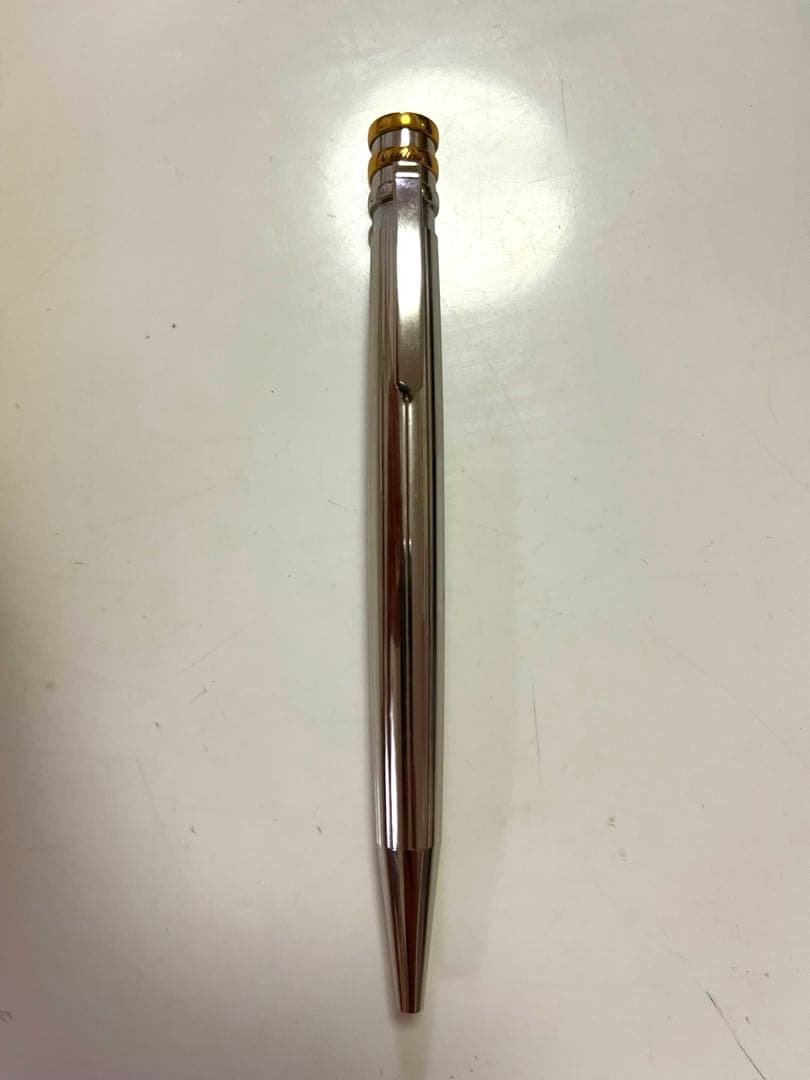 Cartier カルティエ サントス ドゥ カルティエ ボールペンとケース