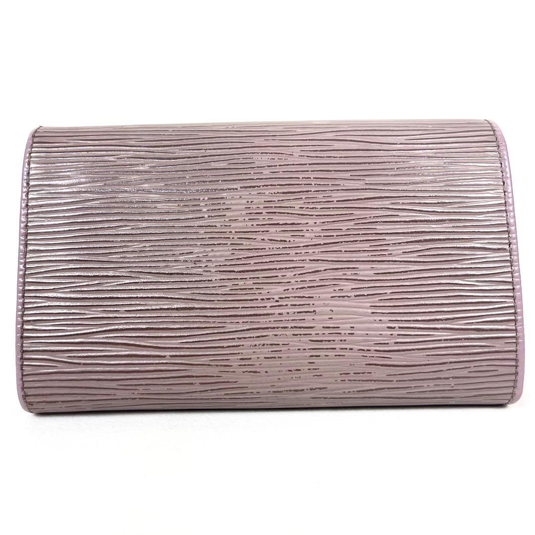 ルイヴィトン　折り財布　エピ　ポルトモネビエトレゾール　Ｌ字ファスナー　レザー