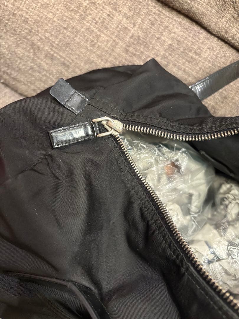 【のんびり◡̈⃝】プラダ ミニボストン ハンドバッグ ナイロン レザー