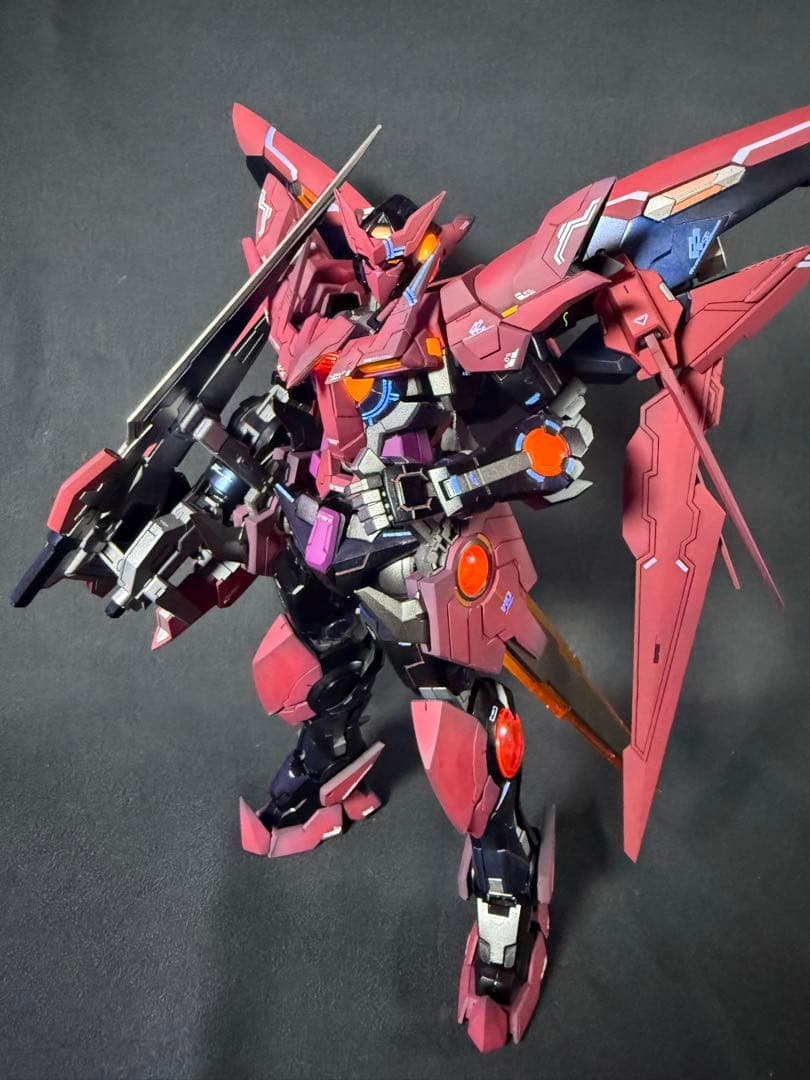 MG エクシアダークマター　【塗装完成品】