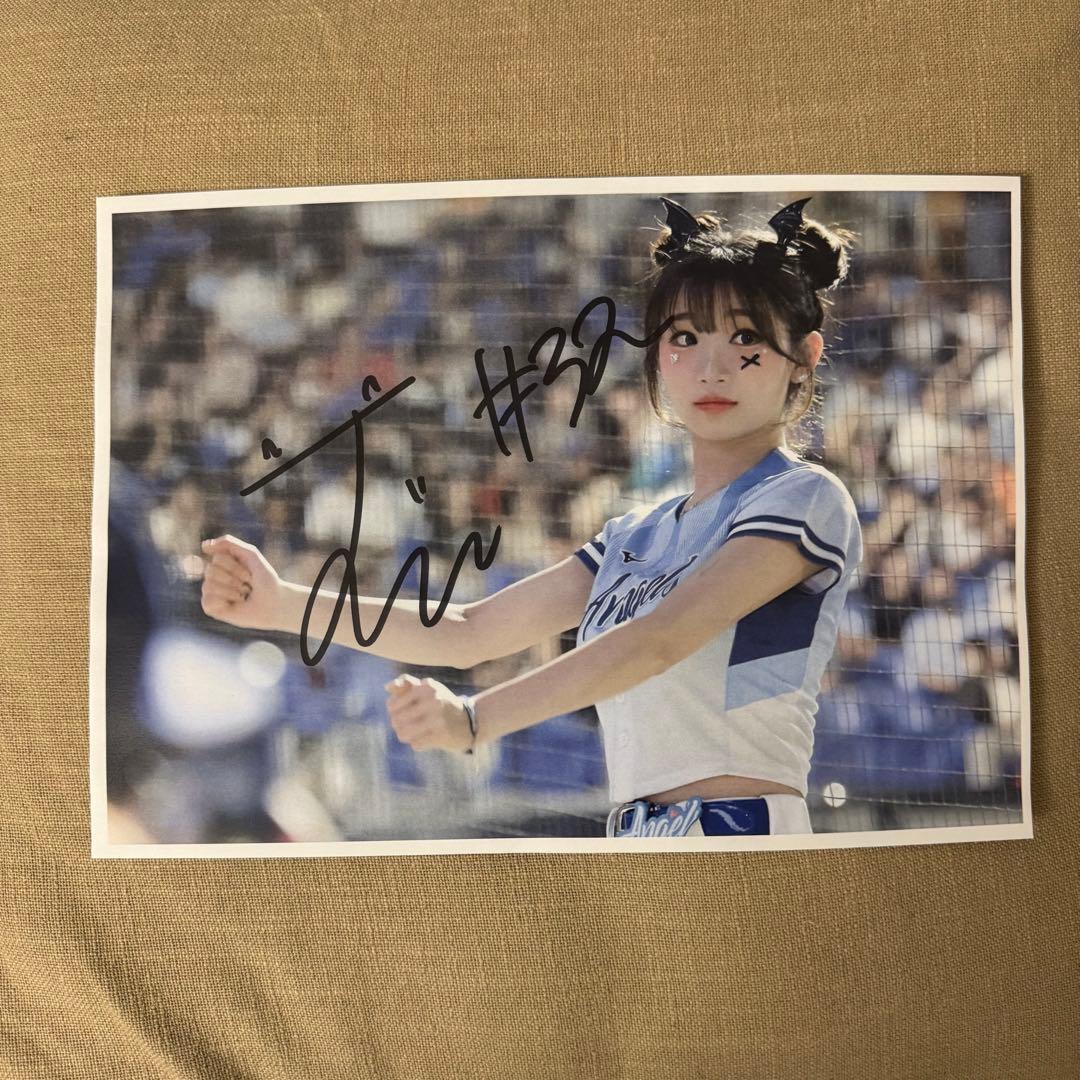 韓国代表 チアリーダー イ・ジュウン 李珠珉 直筆サイン写真！侍ジャパン