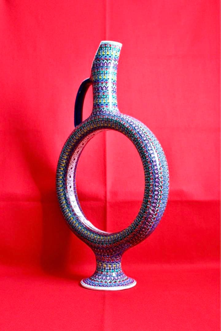 トルコ雑貨【アヴァノス陶器　飾り壺　ワインデキャンタ】