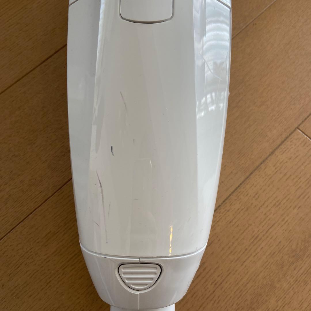 【専用】マキタ コードレス掃除機 CL107FDSHW (バッテリ充電器付 )