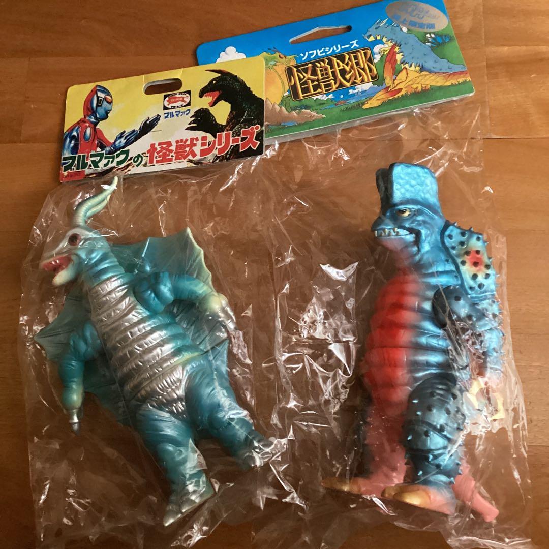 BULLMARK &怪獣郷　キングマイマイ成虫&幼虫セット　新品未開封　現状渡し