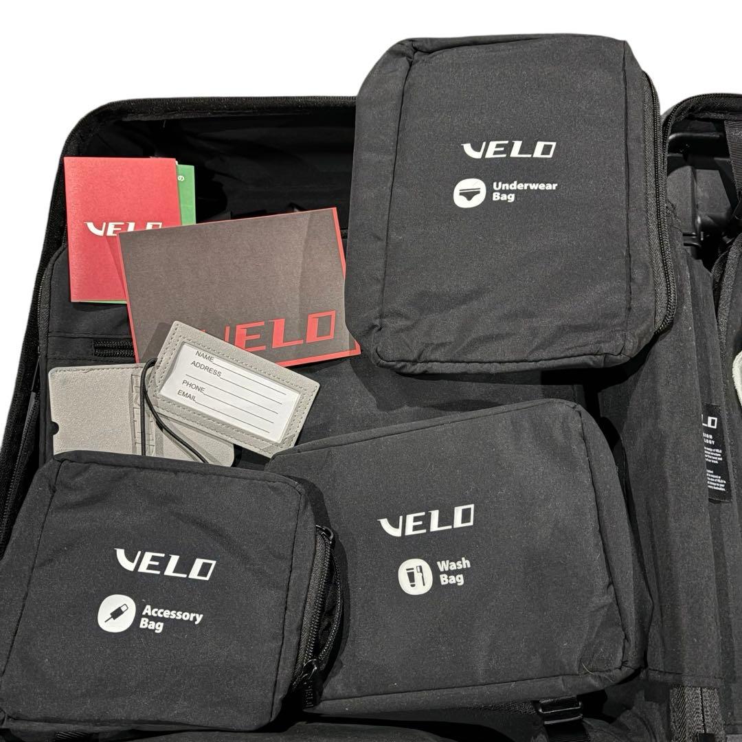 VELO 伸縮キャリーカート／容量調整可・4輪キャスター・ブラック