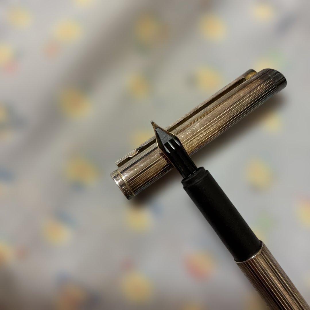 ダンヒル　シルバー dunhill ストライプ模様 万年筆