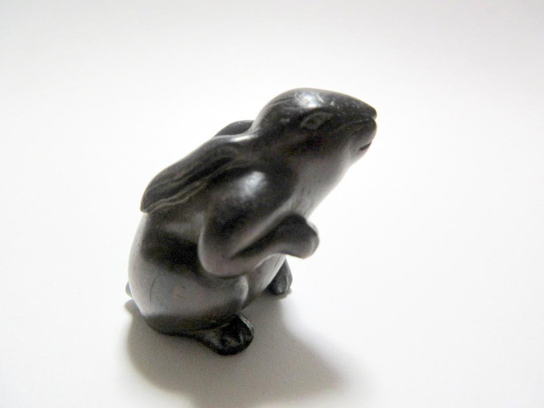 うさぎ 堤物 根付 木製 木彫 兎 Netsuke / アンティーク